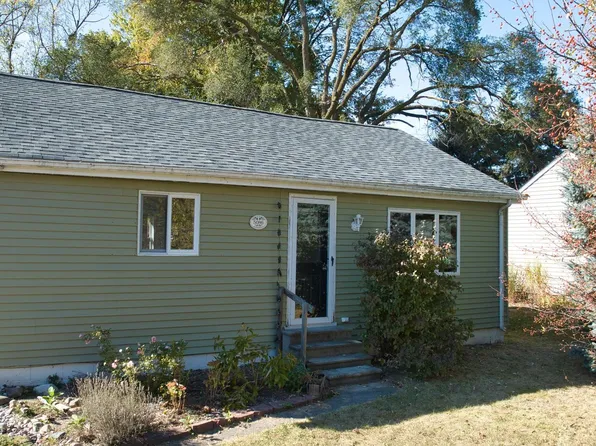 5086 Reinhardt Ln, Bay City, MI 48706