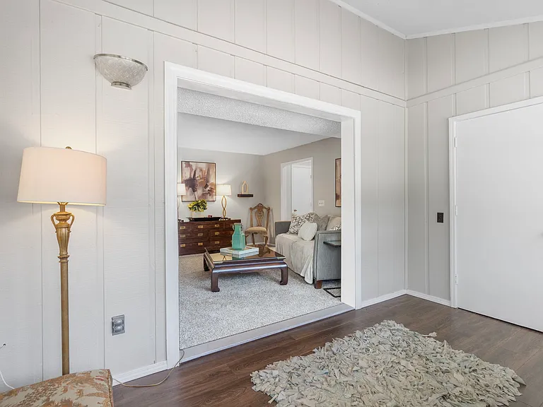 Kitchen Entrance