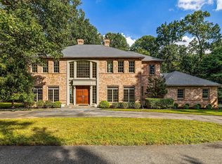 12 Spring Forest Ct, Owings Mills, MD 21117
