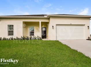 1746 NW 9th Ter, Cape Coral, FL 33993