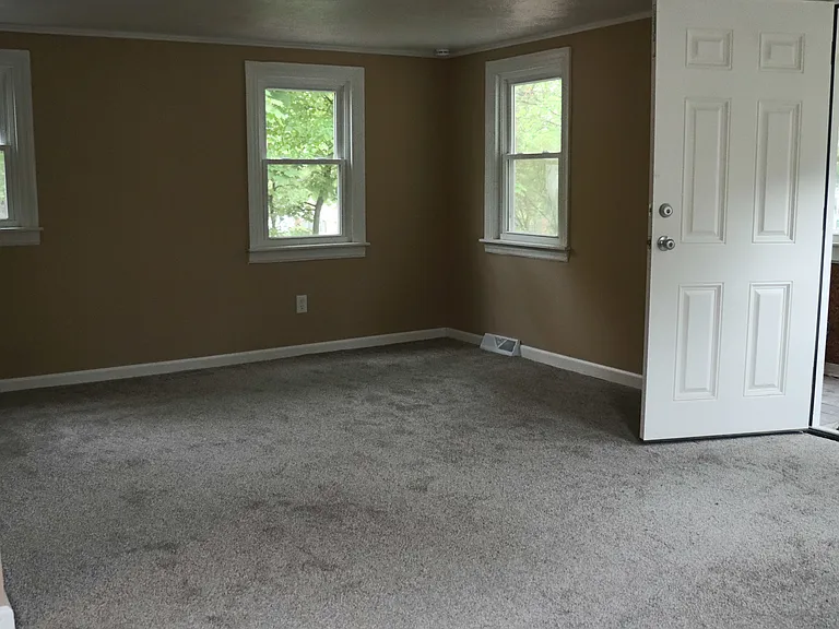 616 Irvington Ave — Photo 29
