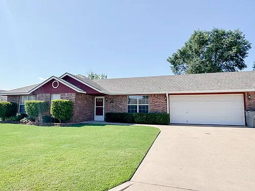 6861 NW Willow Springs Dr Photo 1 6861 NW Willow Springs Dr Photo 1