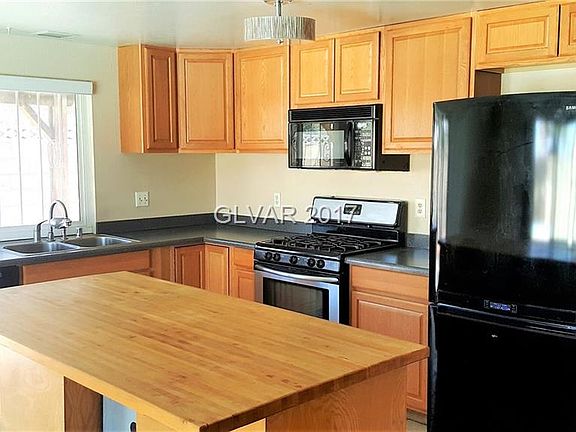 3rd image of 2268 E Hacienda Ave