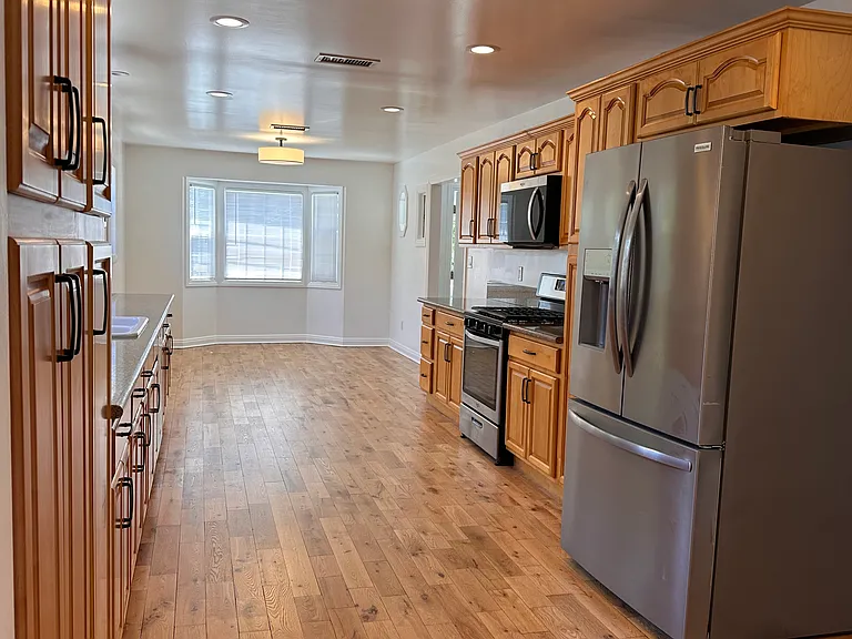 3848 Girard Ave #N-A — Photo 8