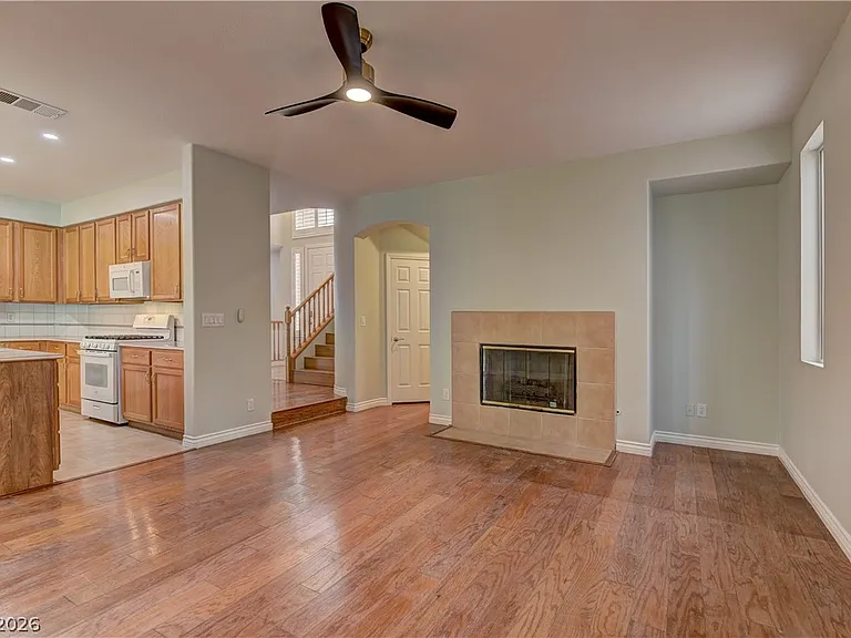 1813 Snow Spring Ln — Photo 18