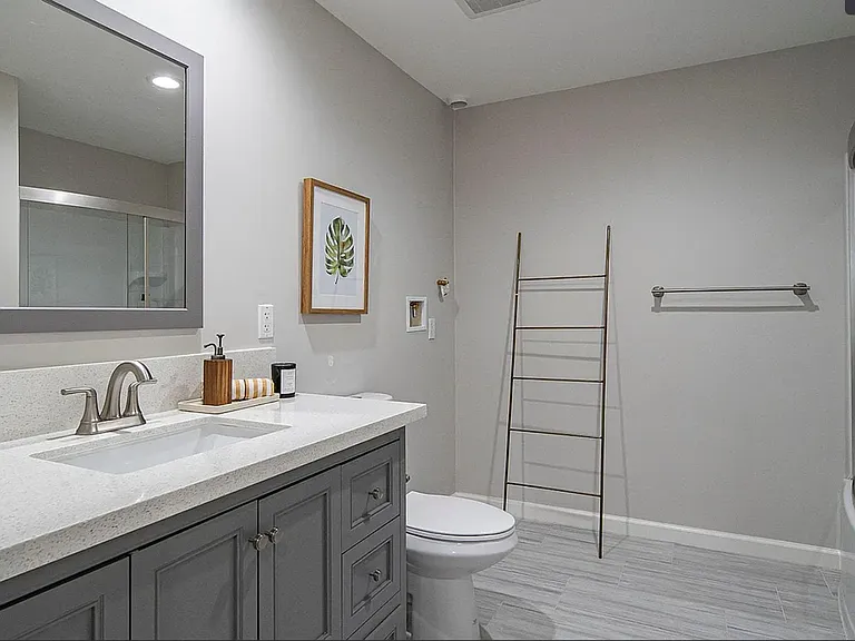 2720 E Melissa St #B — Photo 8