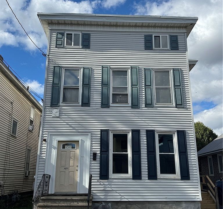 1st image of 1020 Downer Ave