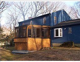 2nd image of 22 John Alden Rd
