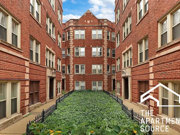 5121 W Montrose Ave #2B — Photo 16