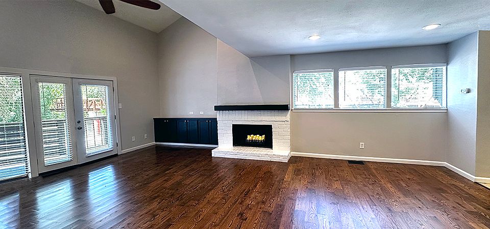 Fabulous open floor plan with amazing natural light