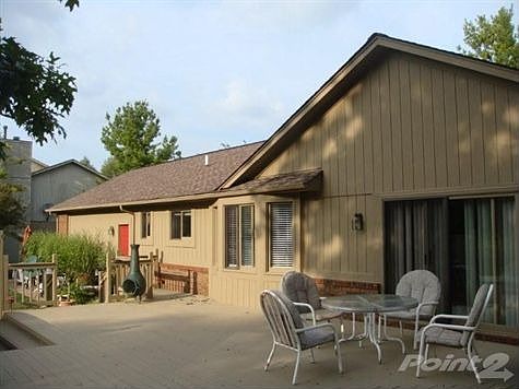 4th image of 4233 Marcello Dr