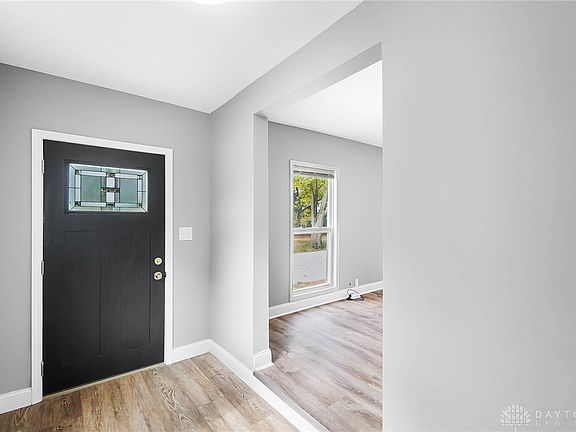 3rd image of 48 Holland Ave