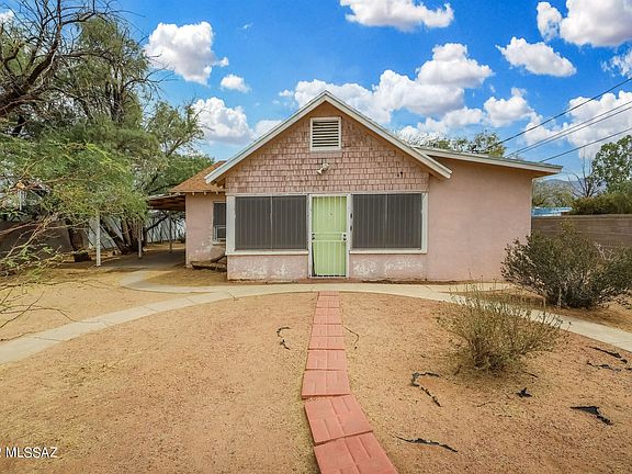 3rd image of 267 E Blacklidge Dr