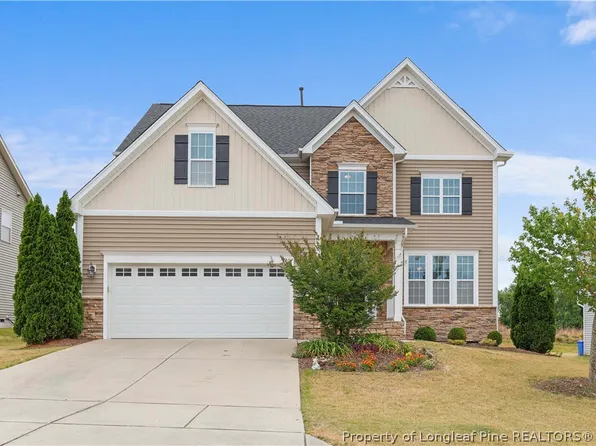 532 Walker Ranch Dr, Fuquay Varina, NC 27526
