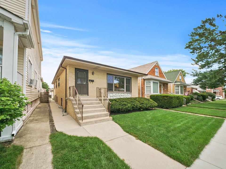 1st image of 5444 N Neenah Ave