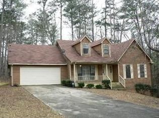 1000 Pine Ridge Dr, Stone Mountain, GA 30087