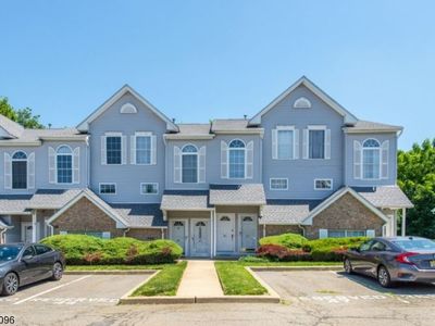 45 Victory Ct, Dover, NJ, 07801