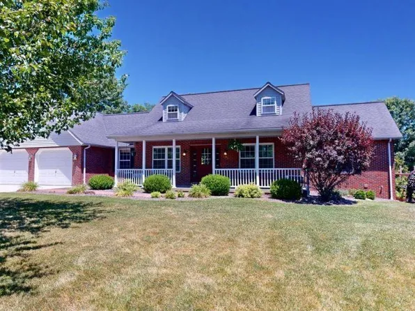 842 University Dr, Jasper, IN 47546