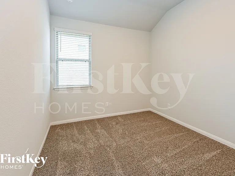 11012 Patriot Ct — Photo 12