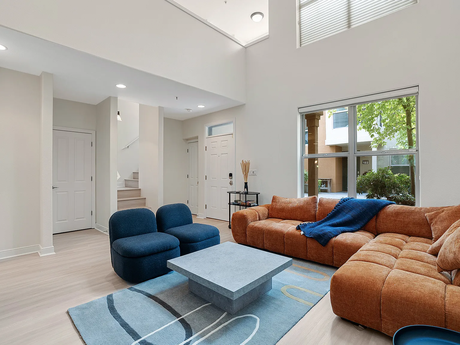 6273 NE Carillion Dr — Photo 4