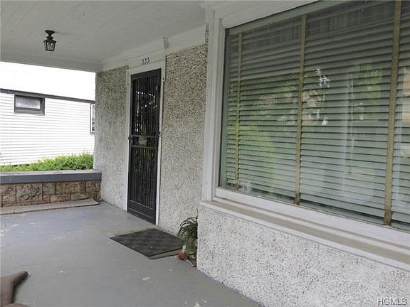 3rd image of 333 Langdon Ave