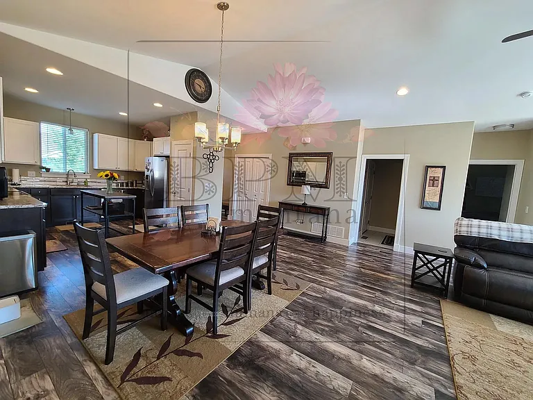1605 Drummond Blvd — Photo 7