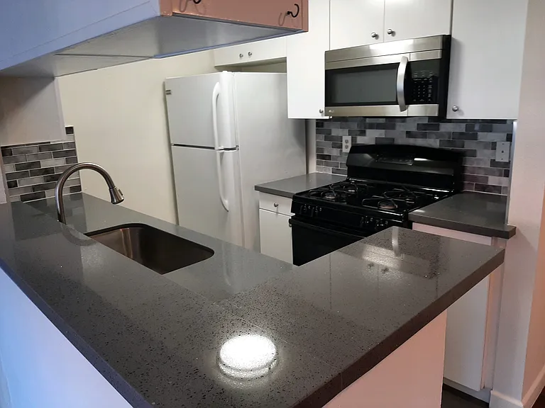 Sierra Apartments, LLC — Photo 41