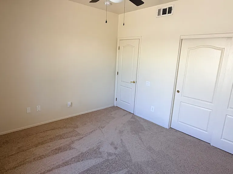 9005 N Lawndale Dr — Photo 35