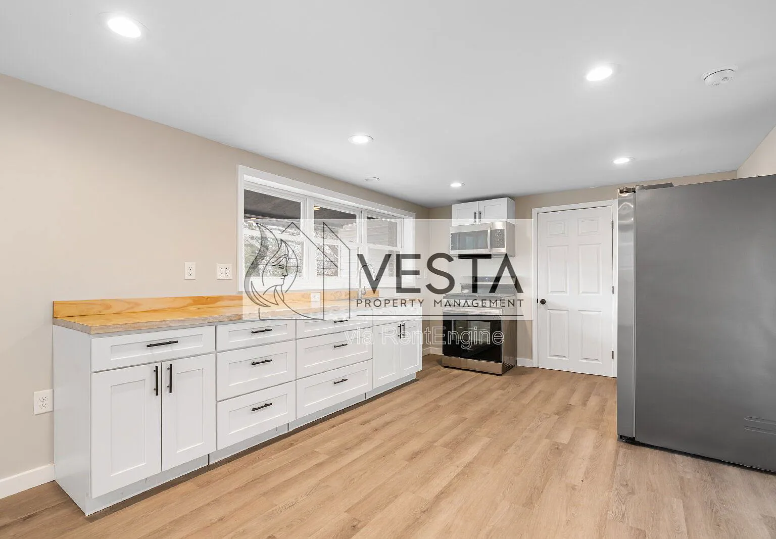 3 bed, 2.0 bath, 1151 sqft, $1,850 — Photo 4