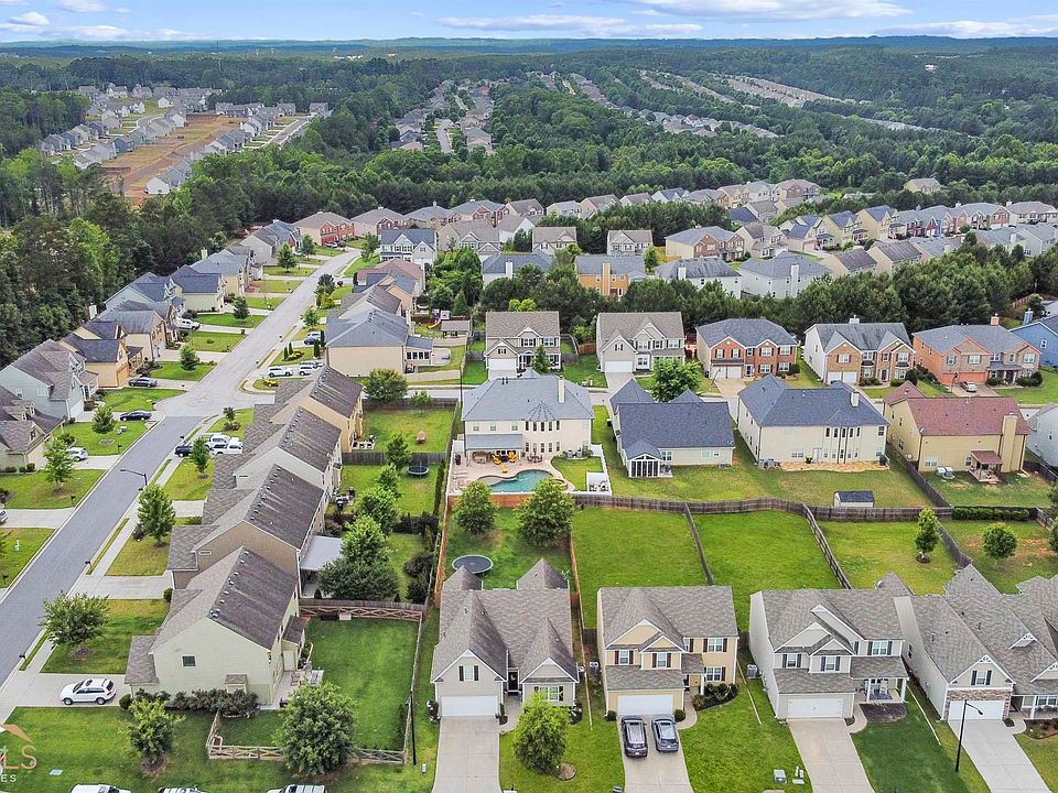 1st image of 27 Boxwood Way
