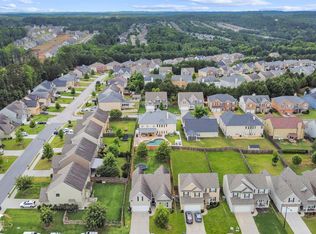 27 Boxwood Way, Dallas, GA 30132
