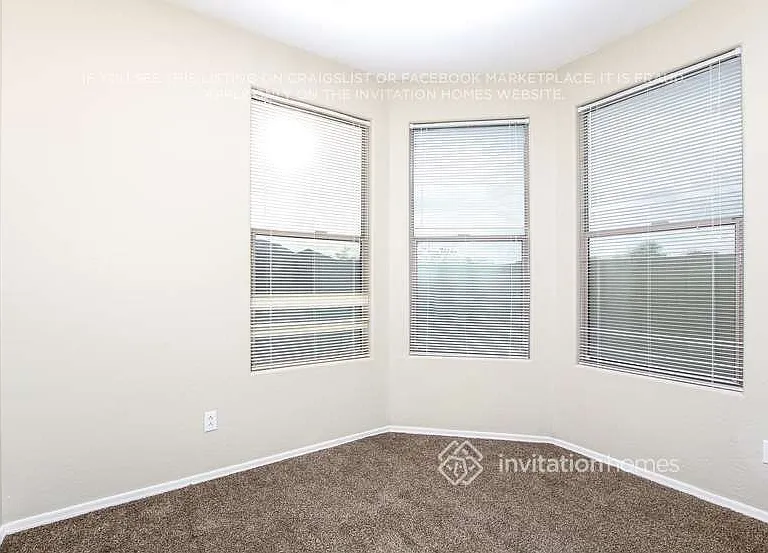 6826 S 30th Ln — Photo 11