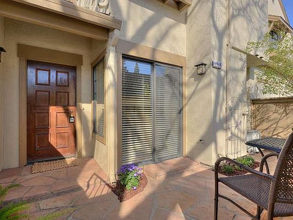 2nd image of 1914 Huxley Ct