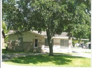 1725 Marilyn St, Rosenberg, TX 77471