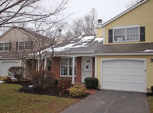 62 Old Pine Ln, Rochester, NY 14615