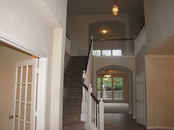 2nd image of 1201 Whitemoss Dr