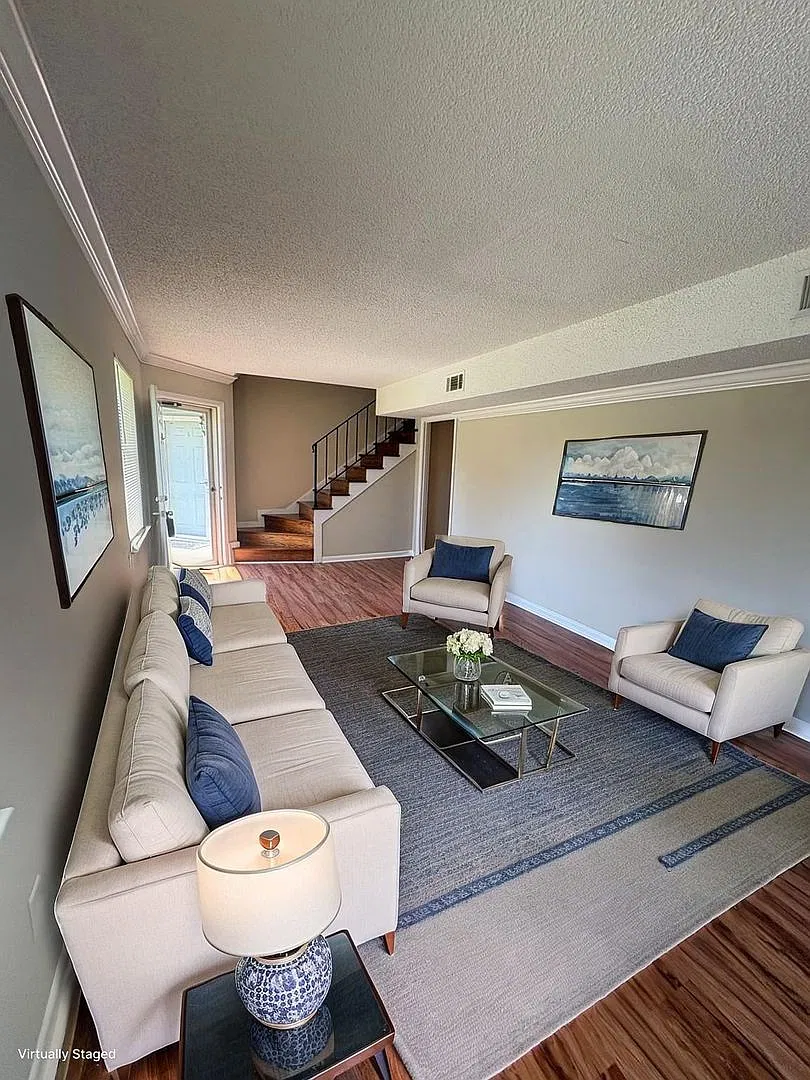 4911B Marylin — Photo 2