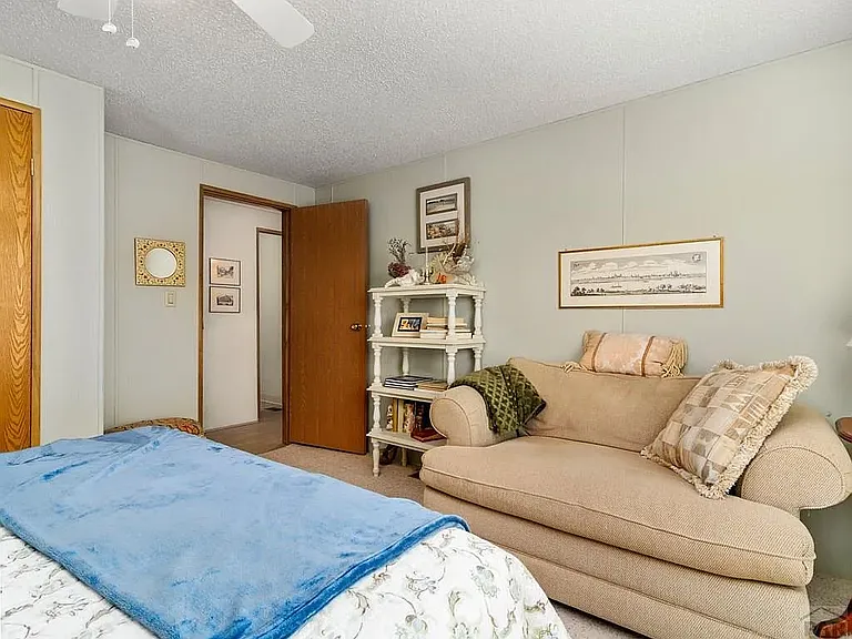 138 E Rolling Hills Dr — Photo 13
