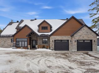 573 Bay Rd, Alfred And Plantagenet, ON K0B 1A0