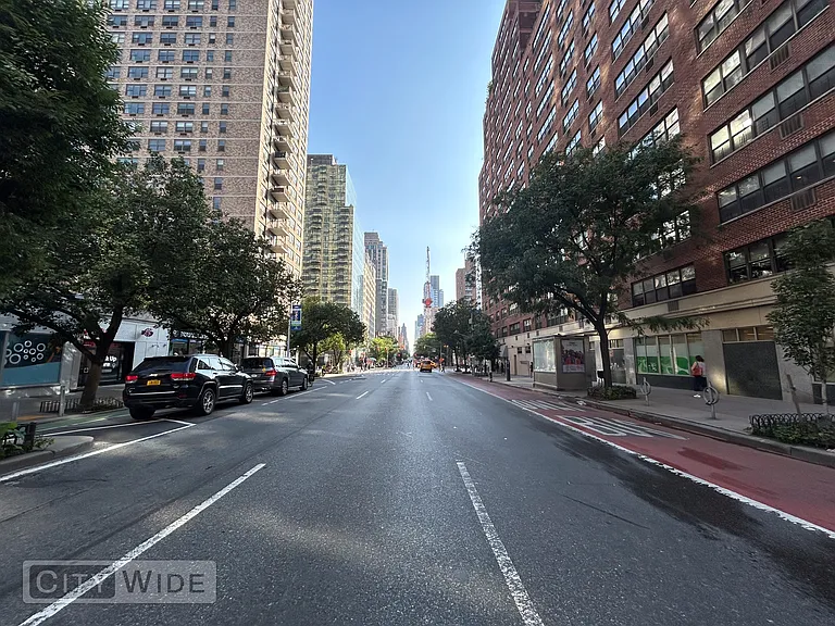 342 E 62nd St #14 — Photo 8