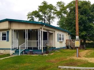 715 Hillcrest Ave, Chambersburg, PA 17202