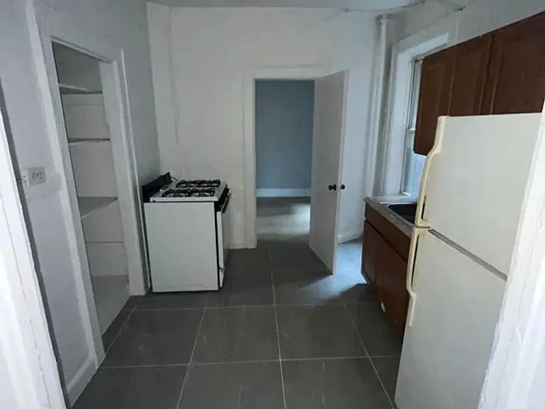 759 Highland Ave #H — Photo 4