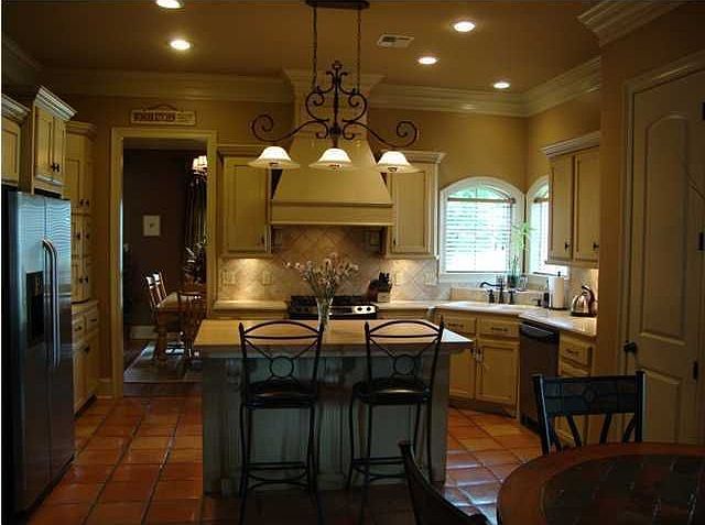 2nd image of 1004 Beaujolais Pkwy