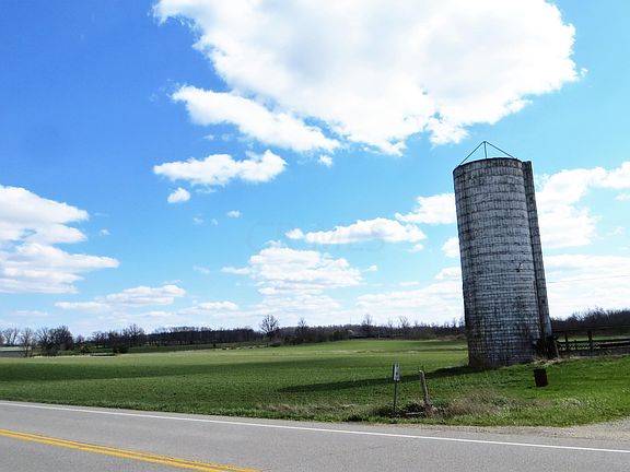 4th image of 11437 Industrial Pkwy