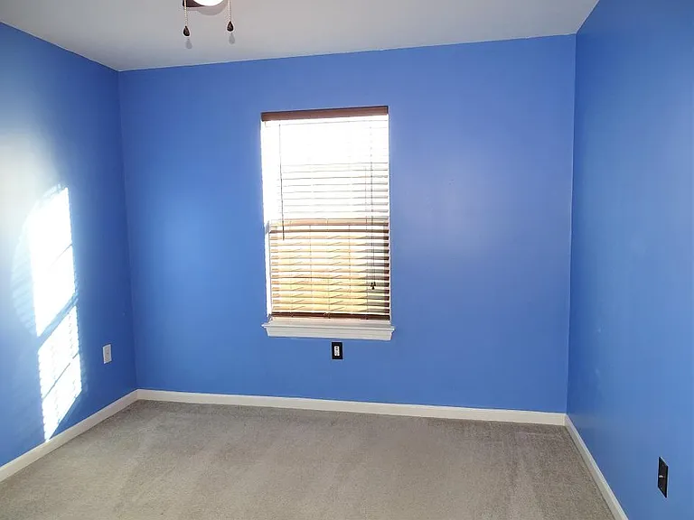 56 N Village Cir — Photo 26