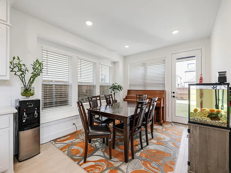 2712 Biltmore Dr — Photo 11