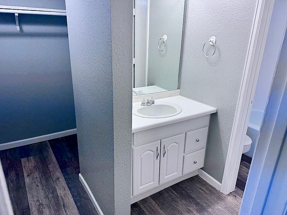 3rd image of 5300 E Cherry Creek South Dr APT 606