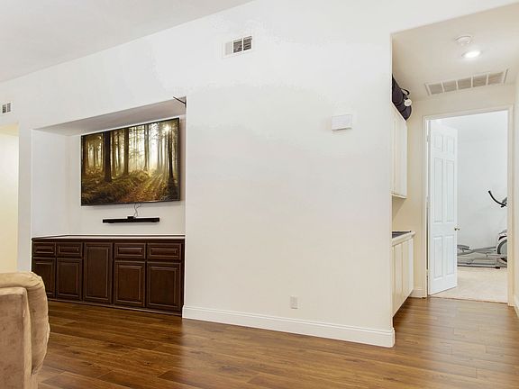 4th image of 31074 Oakhill Dr