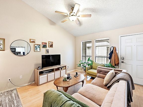 2nd image of 2706 Salado St APT 305