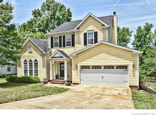 7001 Bickham Ln, Charlotte, NC 28269